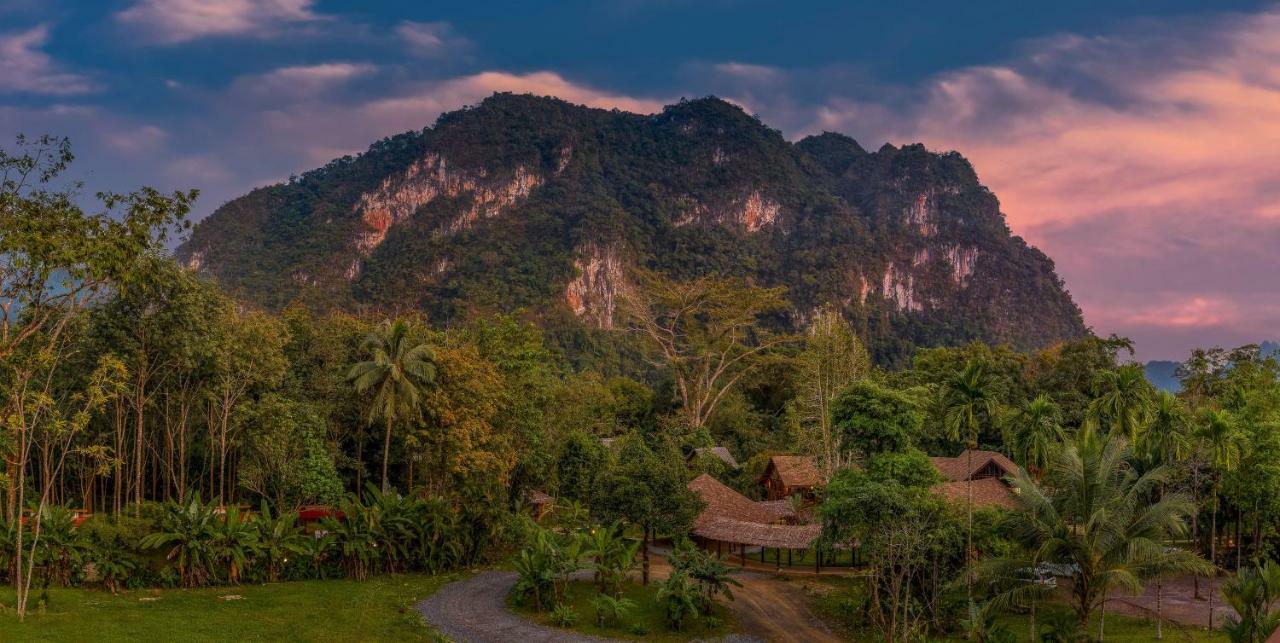 Our Jungle Camp - Eco Resort SHA Certified Phanom Esterno foto